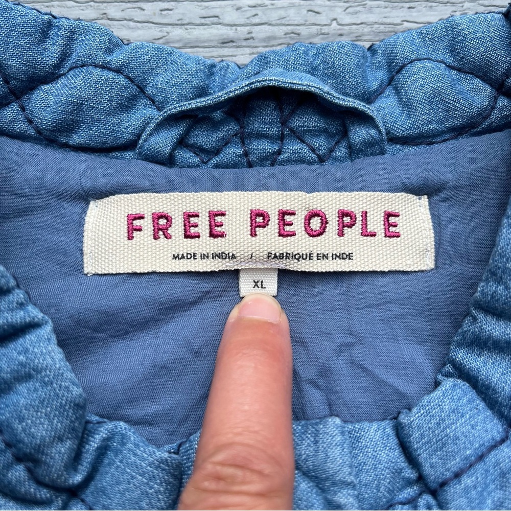 NWT Free People Quinn Quilted Cotton Denim Jacket - Picture 9 of 9